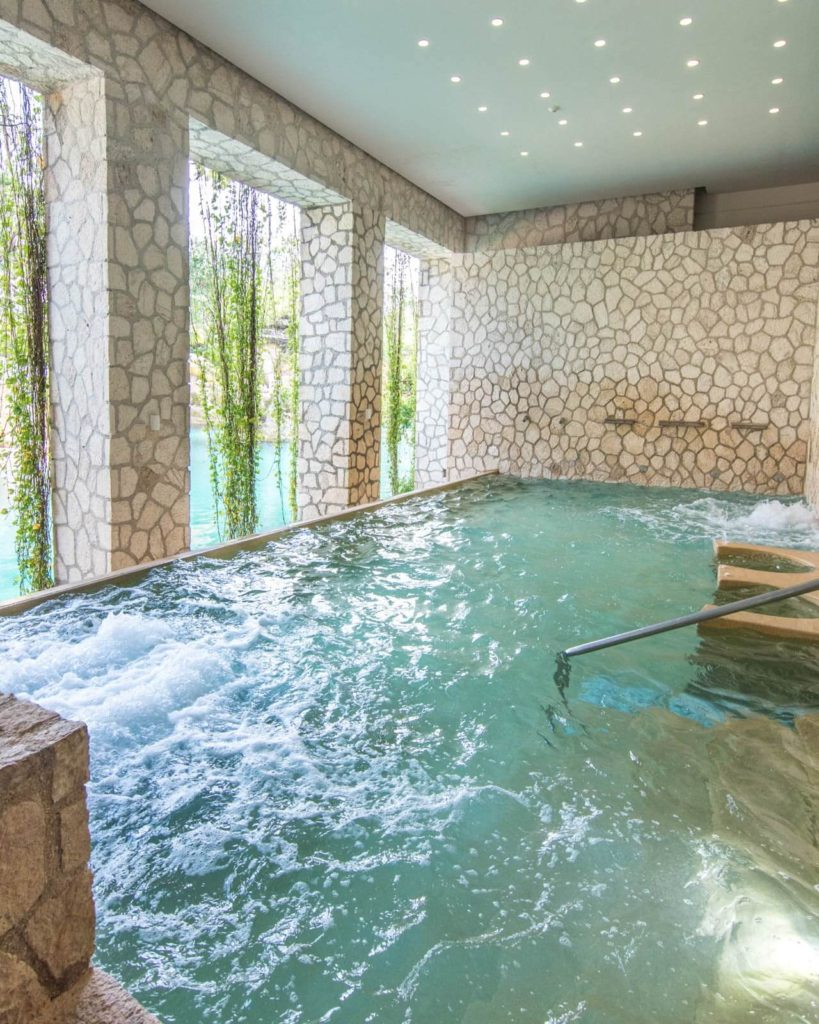 The pool for hydrotherapy at Muluk Spa in Hotel Xcaret Mexico