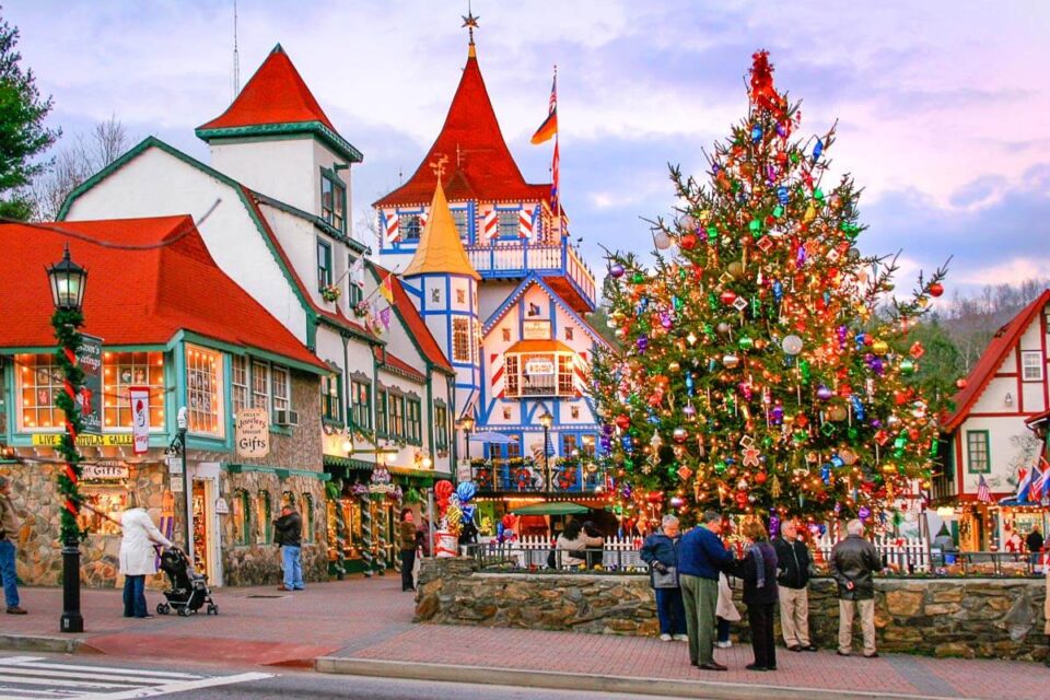 The 10 Best Christmas Towns to Visit This Holiday Season